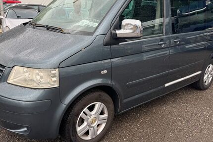 VW T5 Transporter 271.585 km 7.900 &euro; Untergruppenbach 74199