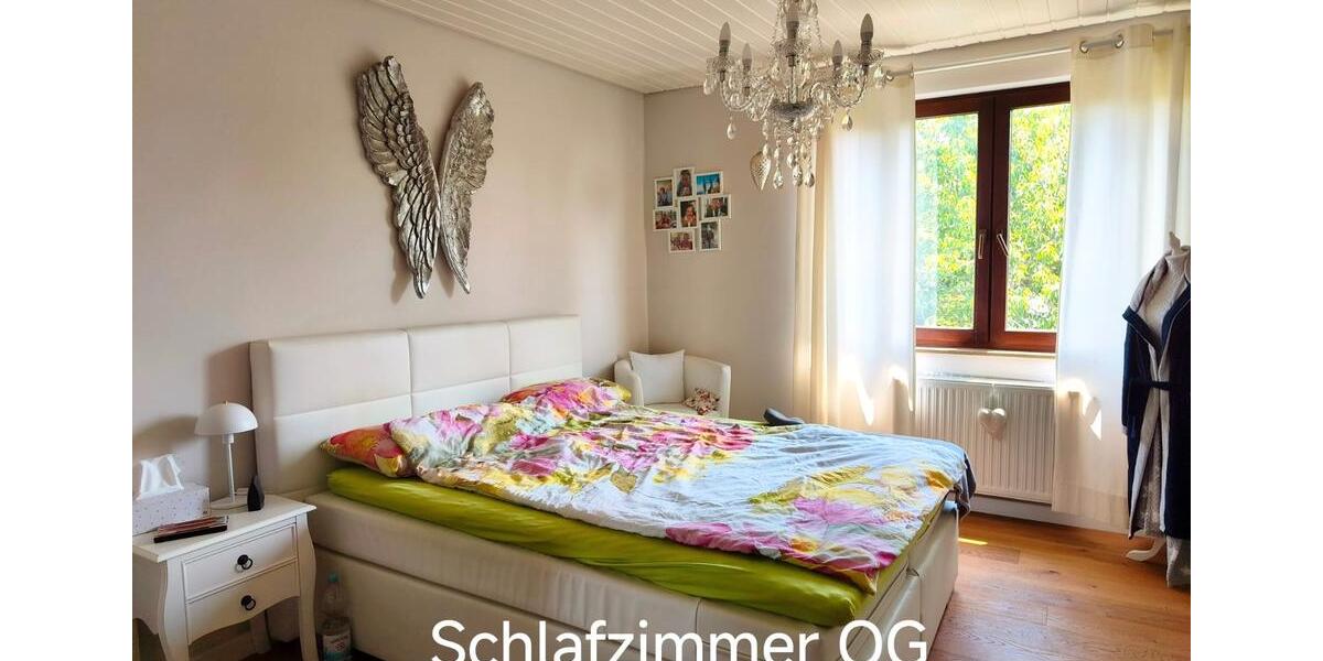Mehrfamilienhaus, Wohnhaus Esslingen am Neckar Hegensberg - 11 Zimmer, 246 m&sup2;, 699.000&euro; | Angebot:27195654