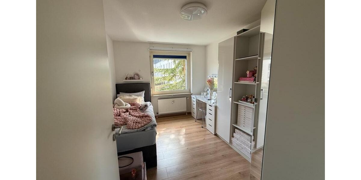 Etagenwohnung Remseck am Neckar - 4.5 Zimmer, 104 m&sup2;, 500.000&euro; | Angebot:26367768
