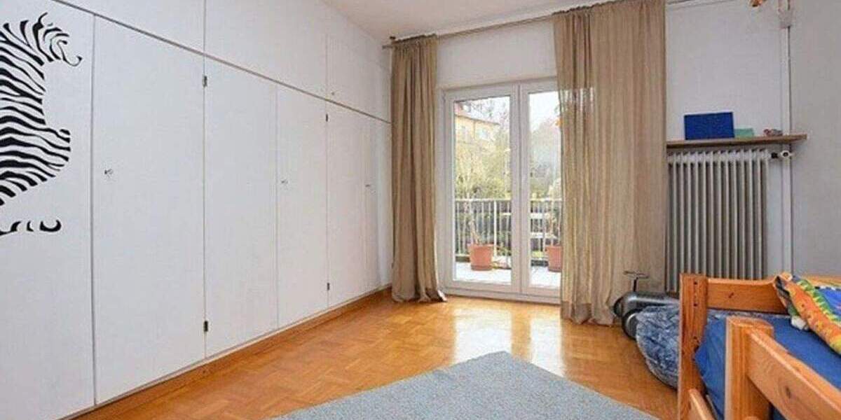 Mehrfamilienhaus, Wohnhaus Gerlingen - 8 Zimmer, 310 m&sup2;, 1.600.000&euro; | Angebot:25796480