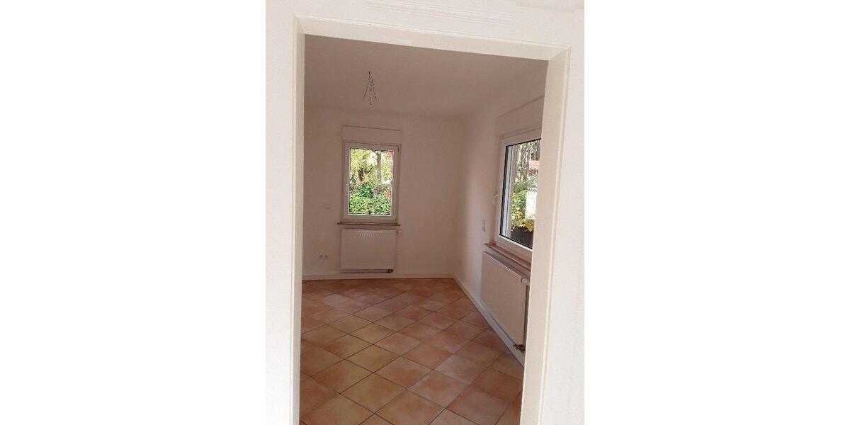 Erdgeschoßwohnung Filderstadt - 3 Zimmer, 60 m&sup2;, 750&euro; | Angebot:27589581