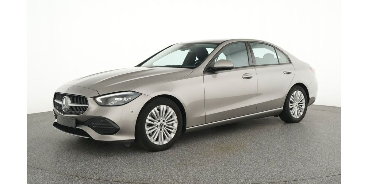 Mercedes-Benz C 200 99.000 km 28.200 &euro; Sindelfingen 71065