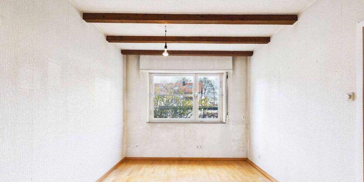 Einfamilienhaus Stuttgart Dürrlewang - 8 Zimmer, 170 m&sup2;, 559.000&euro; | Angebot:26043137