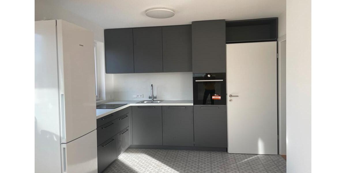 Etagenwohnung Remseck am Neckar - 3 Zimmer, 100 m&sup2;, 1.740&euro; | Angebot:27541928