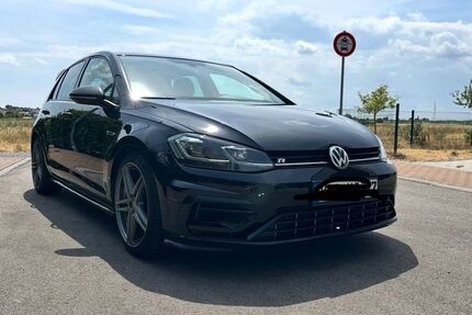 VW Golf 97.000 km 23.999 &euro; Bönnigheim 74357