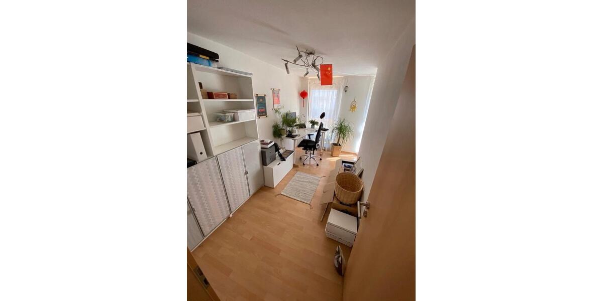 Etagenwohnung Flein - 4 Zimmer, 120 m&sup2;, 1.850&euro; | Angebot:27580443