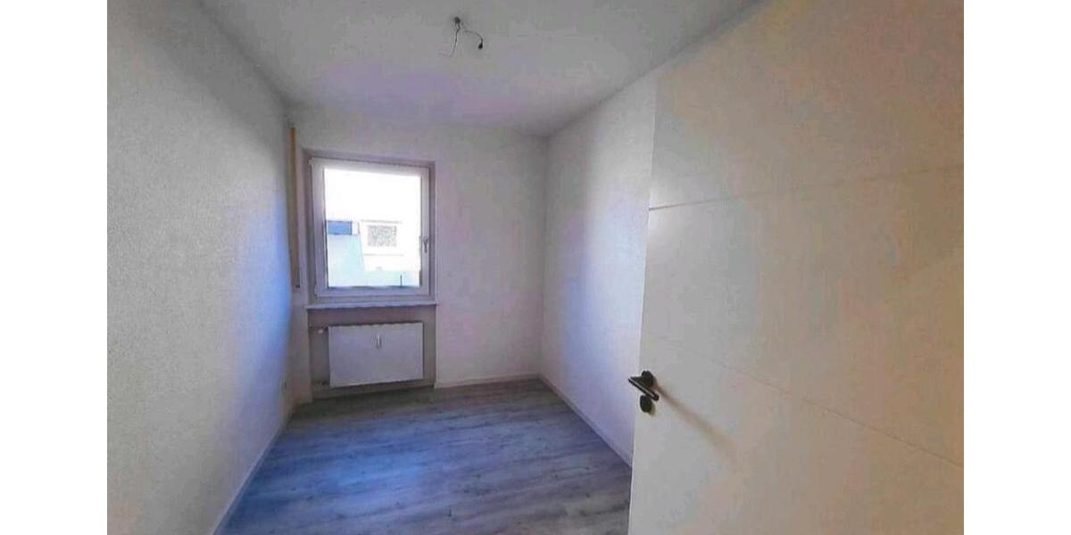 Erdgeschoßwohnung Filderstadt - 3 Zimmer, 98 m&sup2;, 1.500&euro; | Angebot:27591484