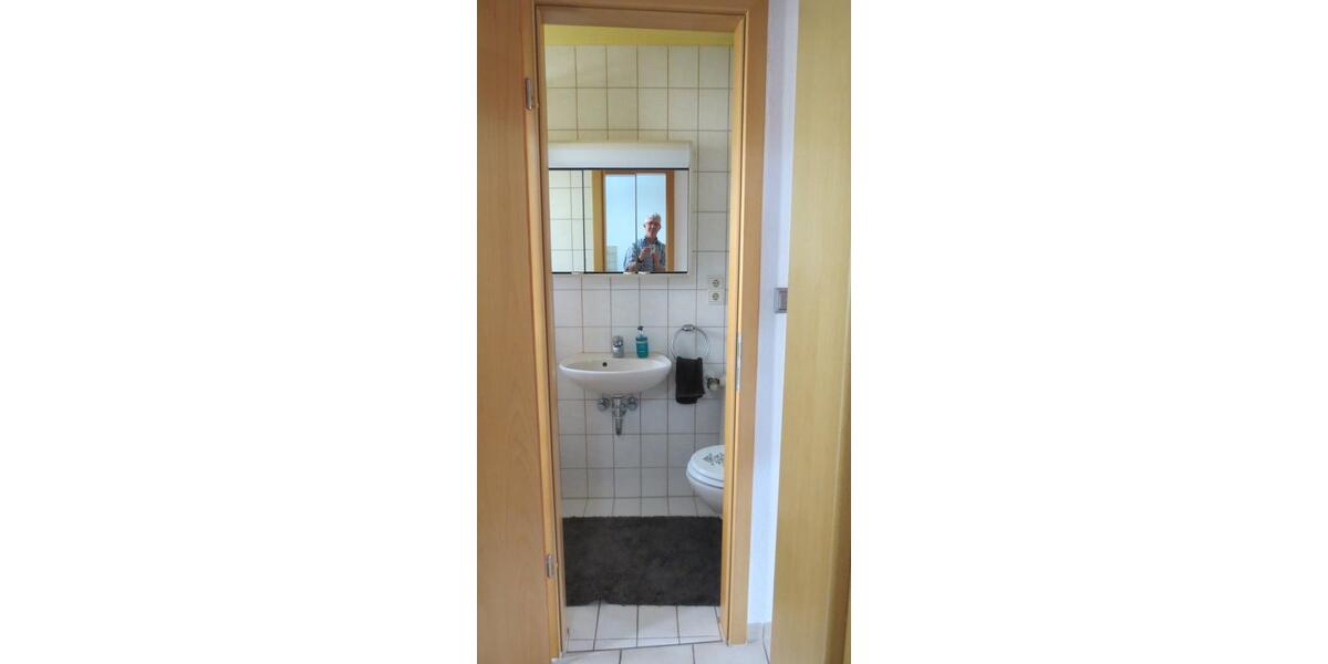 Etagenwohnung Esslingen am Neckar Oberesslingen - 1 Zimmer, 32 m&sup2;, 150.000&euro; | Angebot:26757459