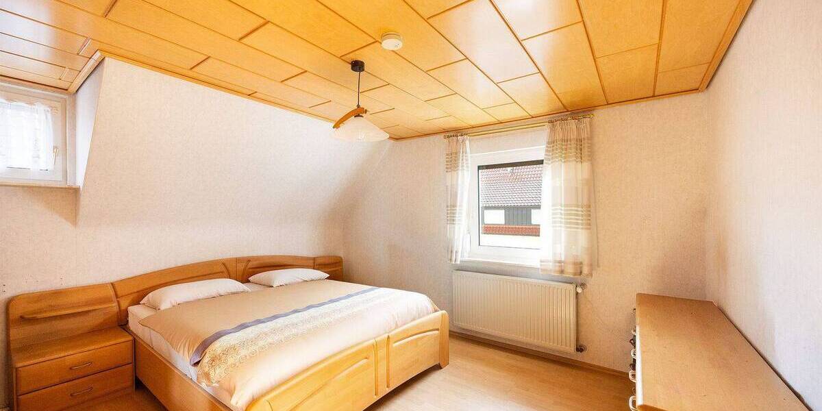Einfamilienhaus Ludwigsburg Oßweil - 4 Zimmer, 90 m&sup2;, 575.000&euro; | Angebot:26608041