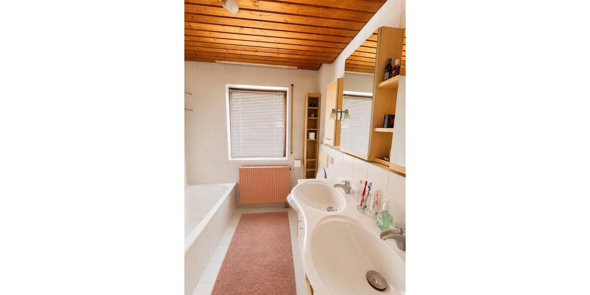 Doppelhaushälfte Lauffen am Neckar - 6 Zimmer, 119 m&sup2;, 498.000&euro; | Angebot:27213308