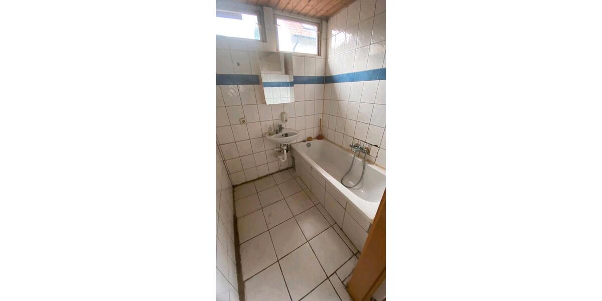 Doppelhaushälfte Lauffen am Neckar - 4 Zimmer, 98 m&sup2;, 209.000&euro; | Angebot:26932587