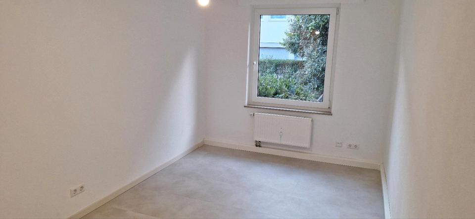 Erdgeschoßwohnung Waiblingen - 3.5 Zimmer, 84 m&sup2;, 1.200&euro; | Angebot:27570395