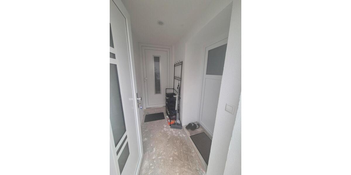 Einfamilienhaus Illingen - 9 Zimmer, 200 m&sup2;, 485.000&euro; | Angebot:25753863