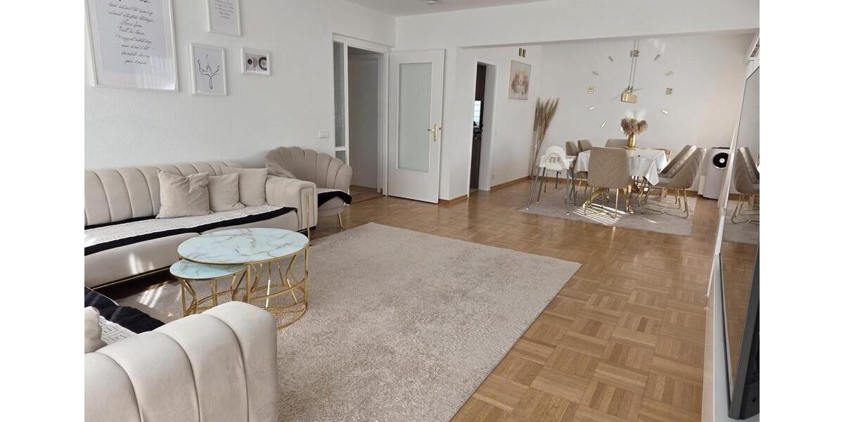 Etagenwohnung Waldenbuch - 3.5 Zimmer, 95 m&sup2;, 1.270&euro; | Angebot:25989278