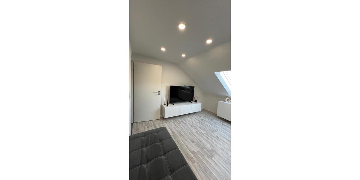 Dachgeschoßwohnung Heilbronn Böckingen - 2.5 Zimmer, 50 m&sup2;, 1.000&euro; | Angebot:27577615