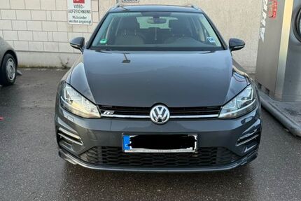 VW Golf 98.000 km 17.500 &euro; Sindelfingen 71065