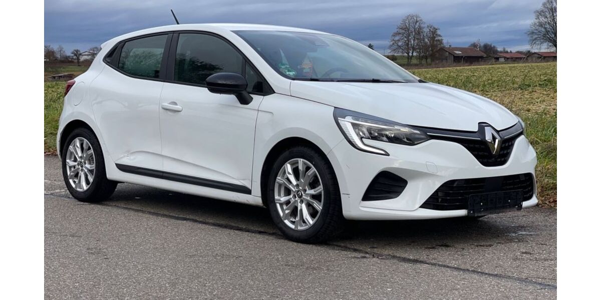 Renault Clio 34.000 km 10.500 &euro; Fellbach 70736