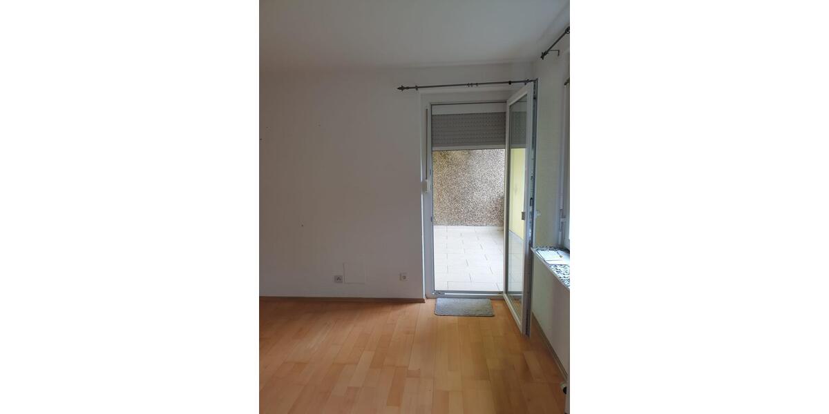 Etagenwohnung Sindelfingen Sindelfingen (Stadt) - 3 Zimmer, 74 m&sup2;, 1.300&euro; | Angebot:27541803