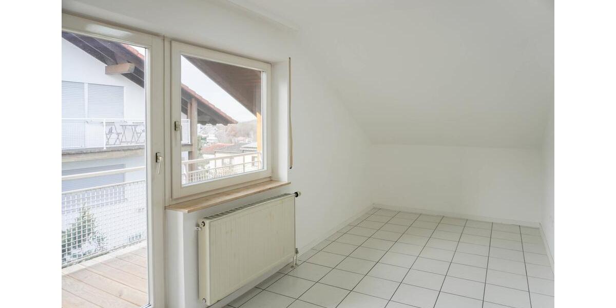 Einfamilienhaus Weinsberg - 6 Zimmer, 159 m&sup2;, 1.600&euro; | Angebot:26195066