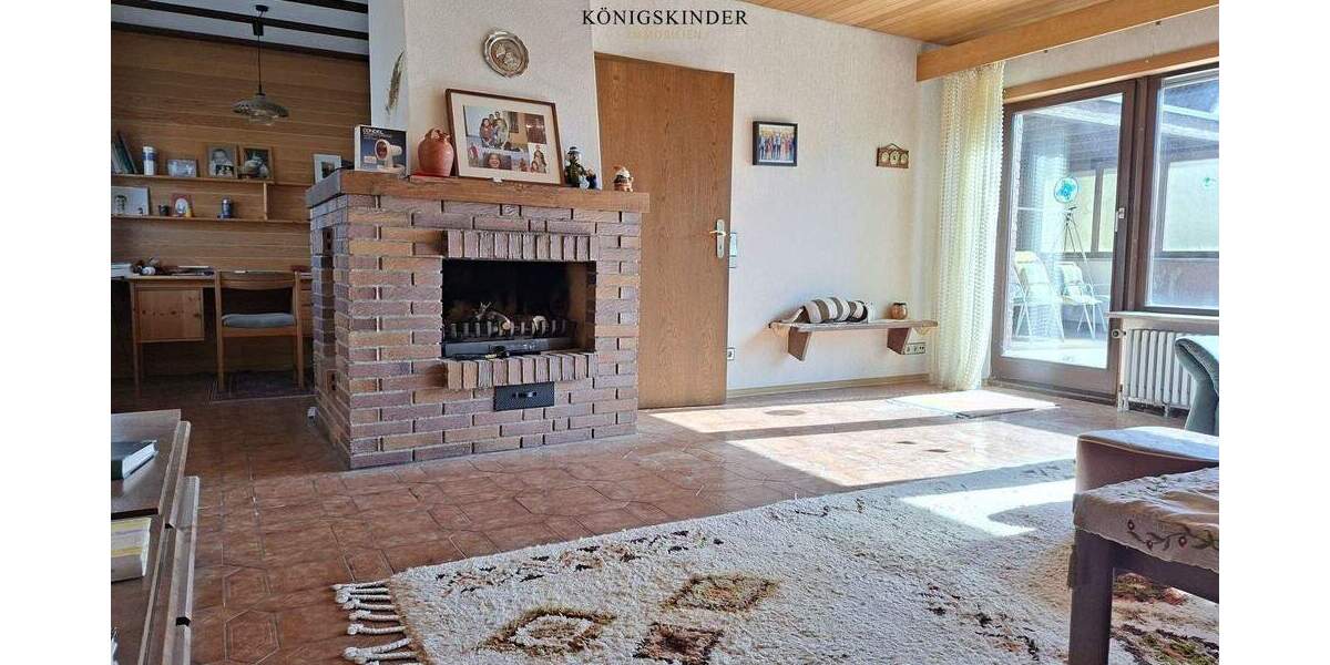 Einfamilienhaus Böblingen Dagersheim - 9 Zimmer, 200 m&sup2;, 730.000&euro; | Angebot:25671732