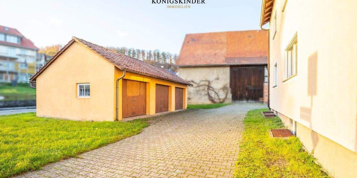 Mehrfamilienhaus, Wohnhaus Mönsheim - 6 Zimmer, 161 m&sup2;, 419.000&euro; | Angebot:25797862