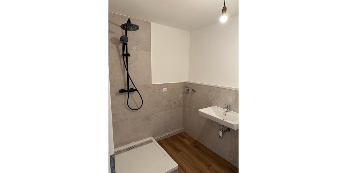 Etagenwohnung Esslingen am Neckar Oberesslingen - 2 Zimmer, 68 m&sup2;, 249.000&euro; | Angebot:27234721