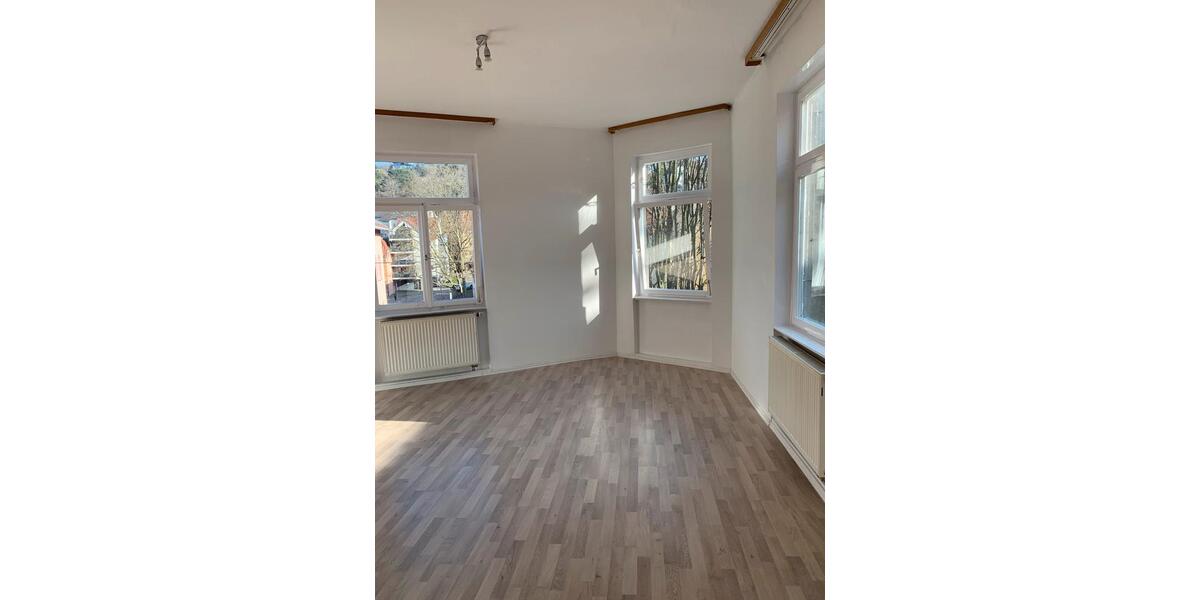 Etagenwohnung Stuttgart Bad Cannstatt - 3 Zimmer, 65 m&sup2;, 1.050&euro; | Angebot:25765749