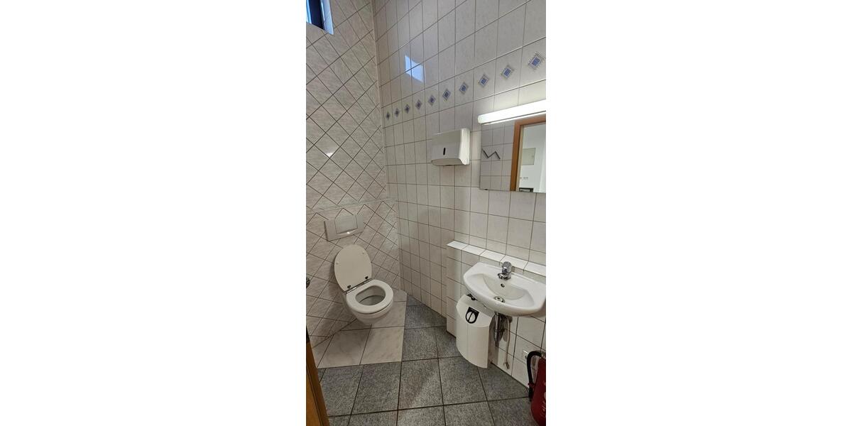 Gewerbeobjekt Filderstadt - 750&euro; | Angebot:25863146