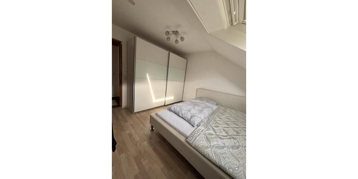 Dachgeschoßwohnung Sulzbach an der Murr - 2.5 Zimmer, 61 m&sup2;, 189.000&euro; | Angebot:25757706