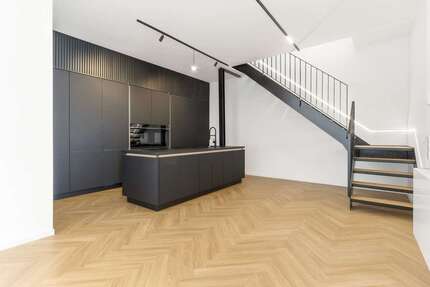 Haus Stuttgart Stuttgart-West West - 4 Zimmer, 148 m&sup2;, 899.000&euro; | Angebot:26578678