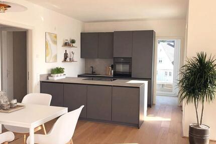 Haus Leonberg - 3 Zimmer, 99 m&sup2;, 2.083&euro; | Angebot:23712851
