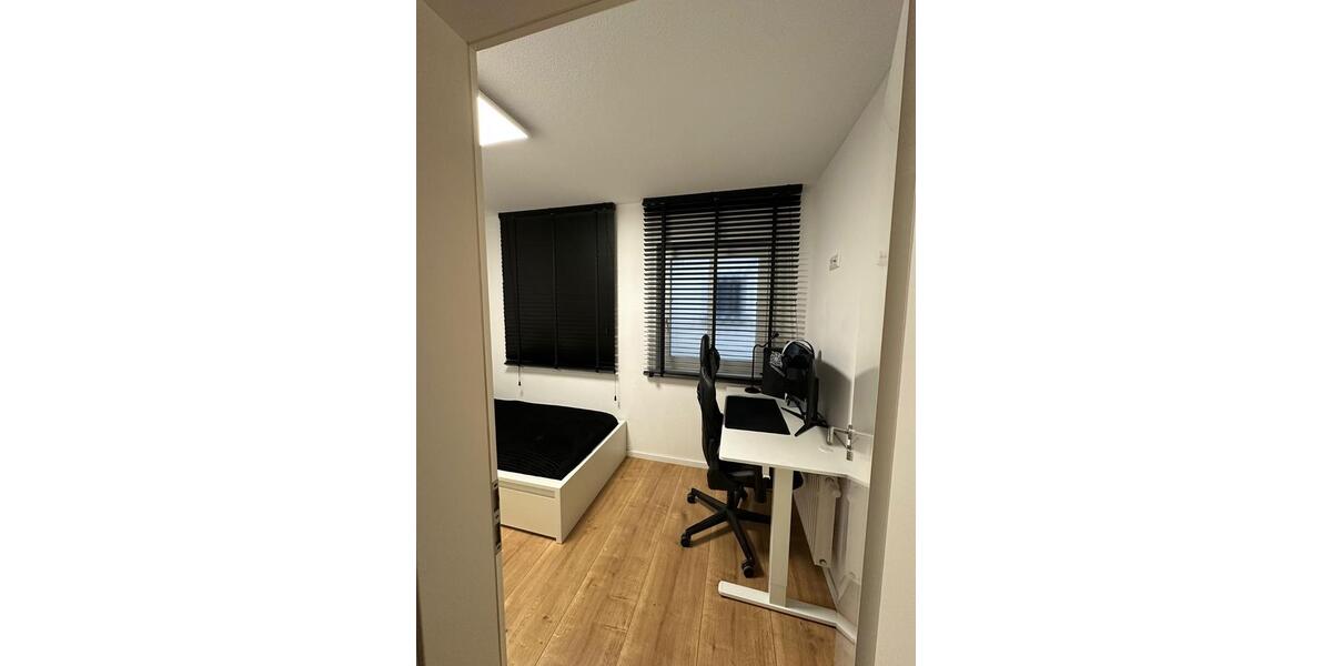Etagenwohnung Esslingen am Neckar Brühl - 4 Zimmer, 104 m&sup2;, 395.000&euro; | Angebot:26567392