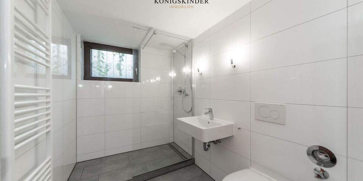 Mehrfamilienhaus, Wohnhaus Stuttgart / Möhringen Möhringen - 9 Zimmer, 240 m&sup2;, 1.300.000&euro; | Angebot:25680014