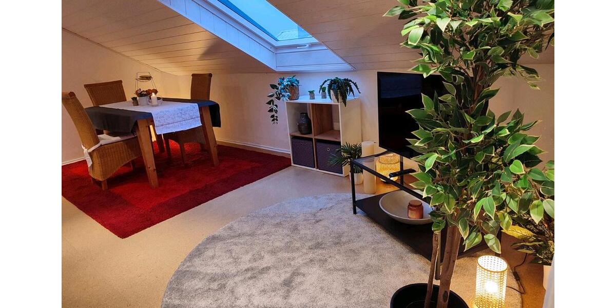 Dachgeschoßwohnung Schwieberdingen - 2.5 Zimmer, 55 m&sup2;, 1.150&euro; | Angebot:25660054