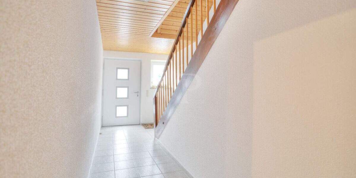 Mehrfamilienhaus, Wohnhaus Schwaigern - 8 Zimmer, 160 m&sup2;, 430.000&euro; | Angebot:25731882