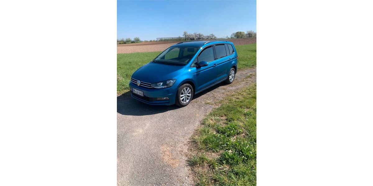 VW Touran 108.250 km 14.900 &euro; Lauffen 74348