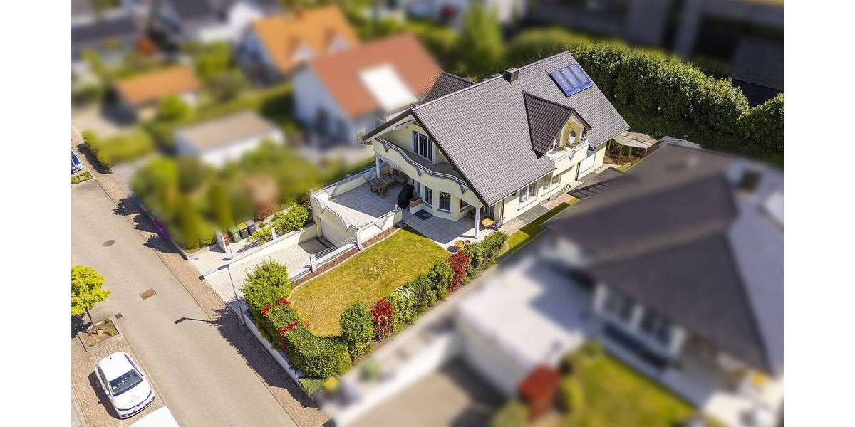 Einfamilienhaus Affalterbach - 6 Zimmer, 245 m&sup2;, 1.090.000&euro; | Angebot:25697997