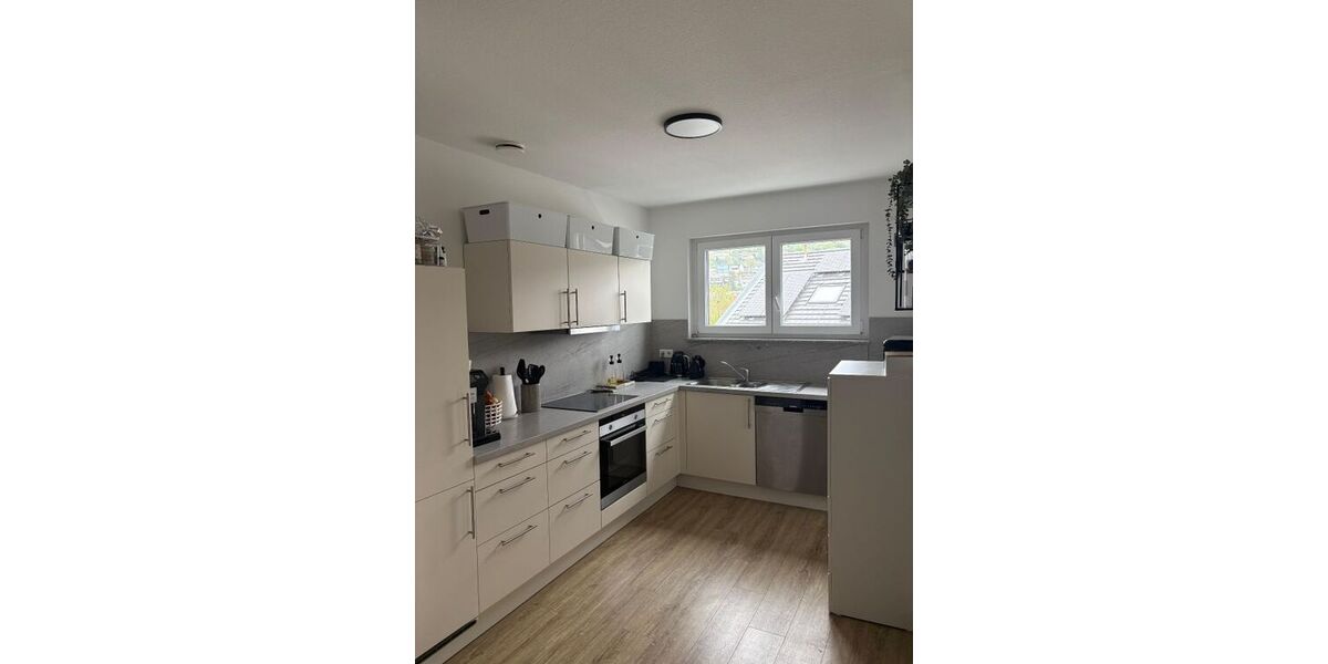Moderne 2-Zimmerwohnung mit Küche & Fußbodenheizung in zentraler Lage - Etagenwohnung Plochingen | Angebot:27545225