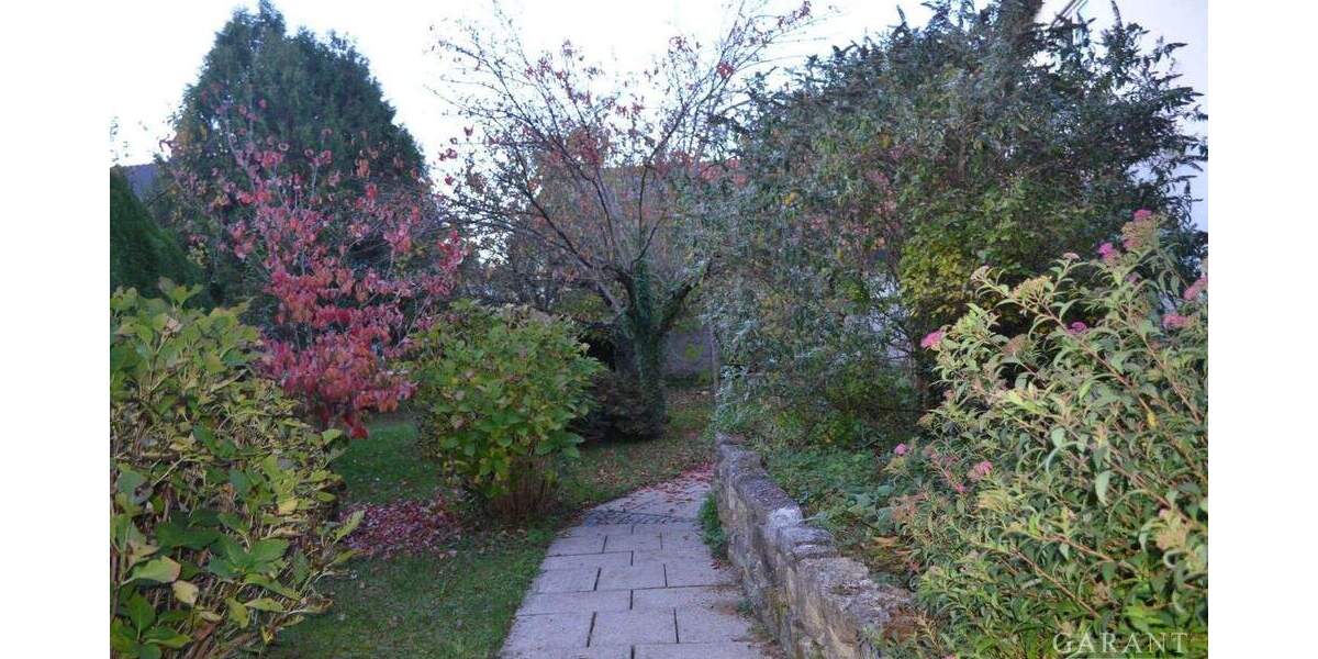 Einfamilienhaus Backnang - 6 Zimmer, 168 m&sup2;, 599.000&euro; | Angebot:25707706