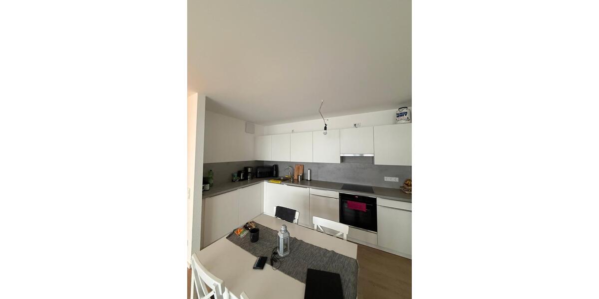 Etagenwohnung Schorndorf - 3 Zimmer, 80 m&sup2;, 1.266&euro; | Angebot:25865068