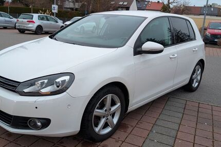 VW Golf 126.000 km 5.299 &euro; Leonberg 71229