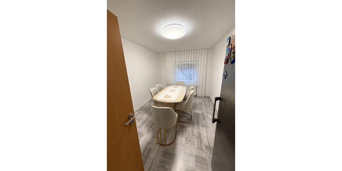 Etagenwohnung Backnang - 3 Zimmer, 72 m&sup2;, 360.000&euro; | Angebot:27505006