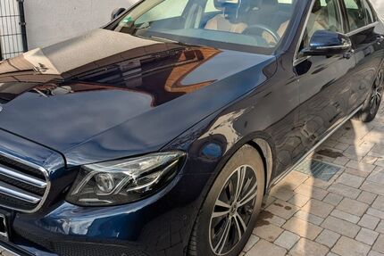 Mercedes-Benz E 200 49.500 km 28.900 &euro; Schönaich 71101