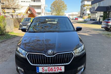 Skoda Fabia 118.000 km 9.499 &euro; Fellbach 70736