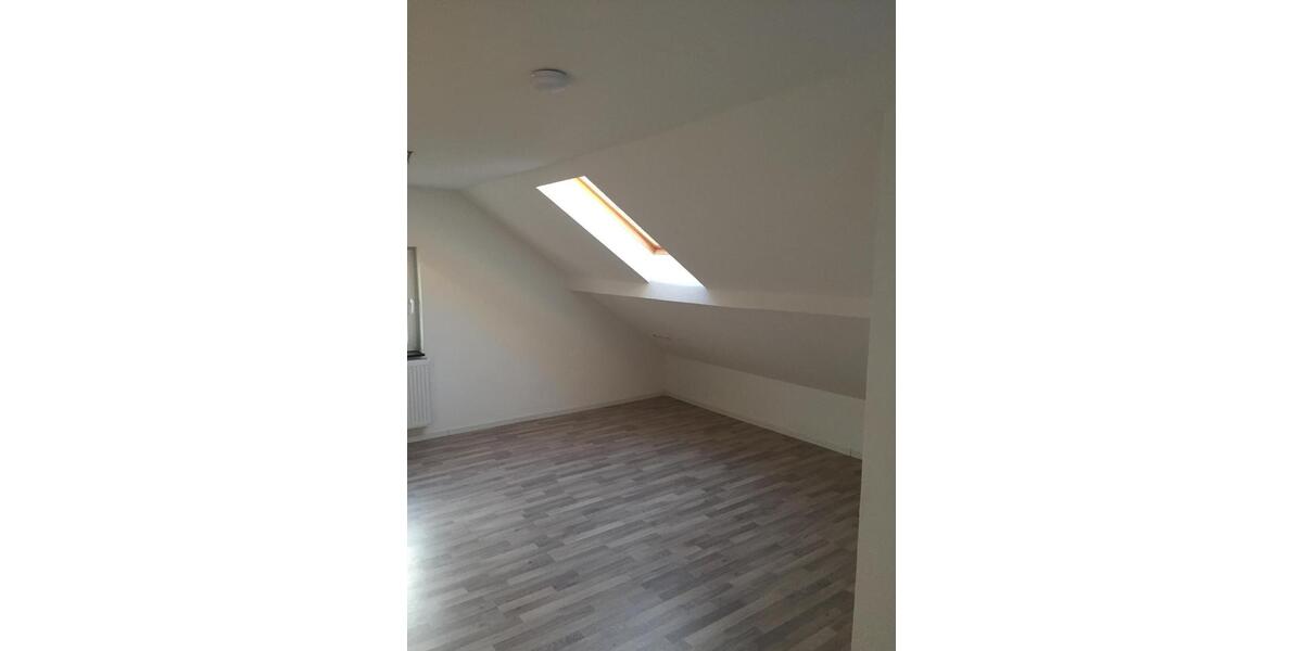 Dachgeschoßwohnung Remseck am Neckar - 1 Zimmer, 35 m&sup2;, 500&euro; | Angebot:25615107