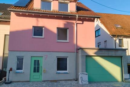 Haus Schorndorf - 7.5 Zimmer, 182 m&sup2;, 2.750&euro; | Angebot:25795954