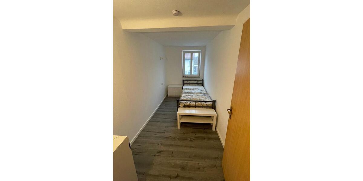 Etagenwohnung Marbach am Neckar - 3 Zimmer, 48 m&sup2;, 490&euro; | Angebot:25983392