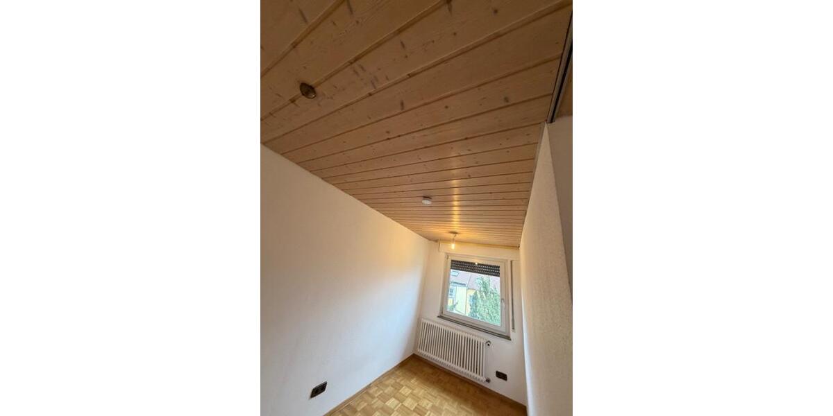 Etagenwohnung Kirchheim am Neckar - 3 Zimmer, 55 m&sup2;, 265.000&euro; | Angebot:26321129