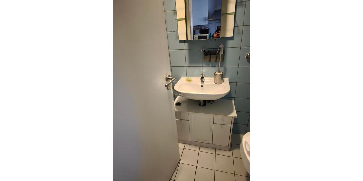 Erdgeschoßwohnung Ludwigsburg - 1 Zimmer, 22 m&sup2;, 610&euro; | Angebot:26073152