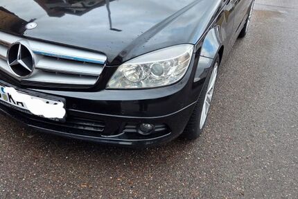 Mercedes-Benz C 180 227.500 km 6.300 &euro; Stuttgart 70567